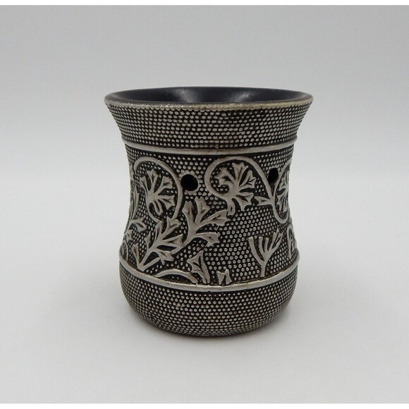 Scentsy Silvervine Mini Wall Plug In Nightlight Wax Warmer - Picture 3 of 13